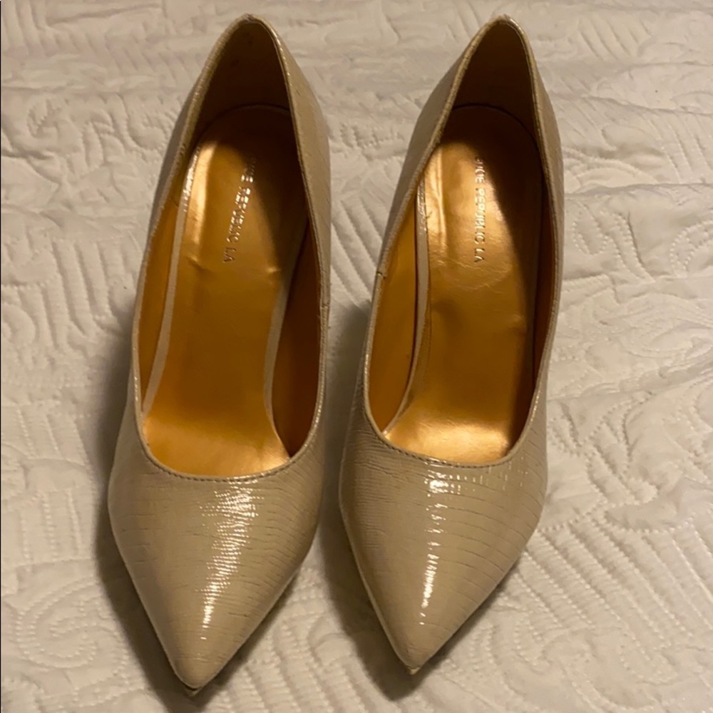 Beige Snake heels - Picture 2 of 3